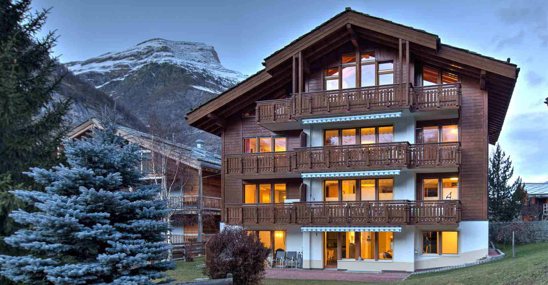 Holiday flat in Zermatt exterior view